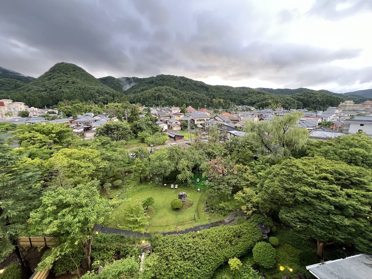 越後平野と弥彦連山一望の宿 穂々