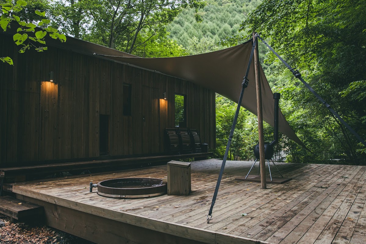 Earthboat Ueda Onsen（上田）｜プライベートサウナ付きアウトドアホテル
