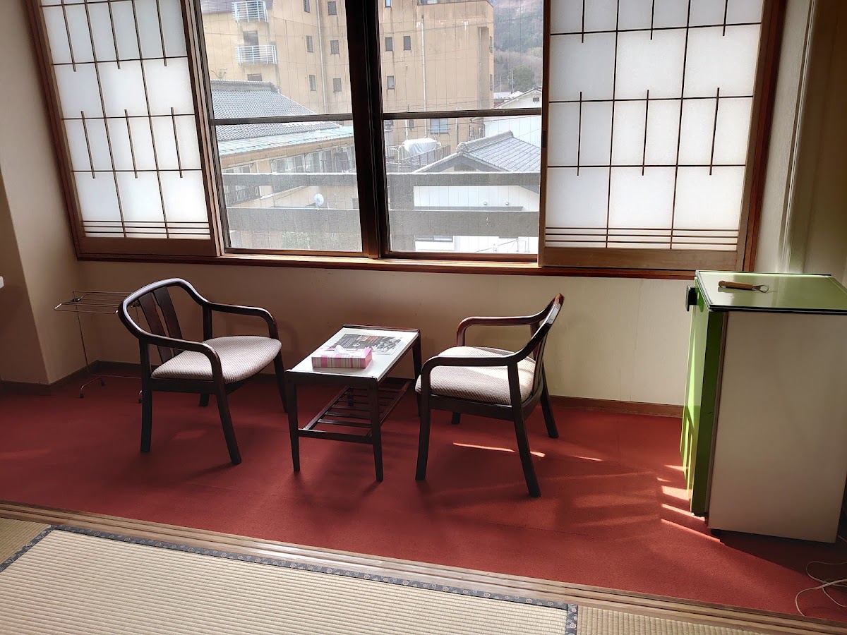 鹿鳴荘の実際の写真