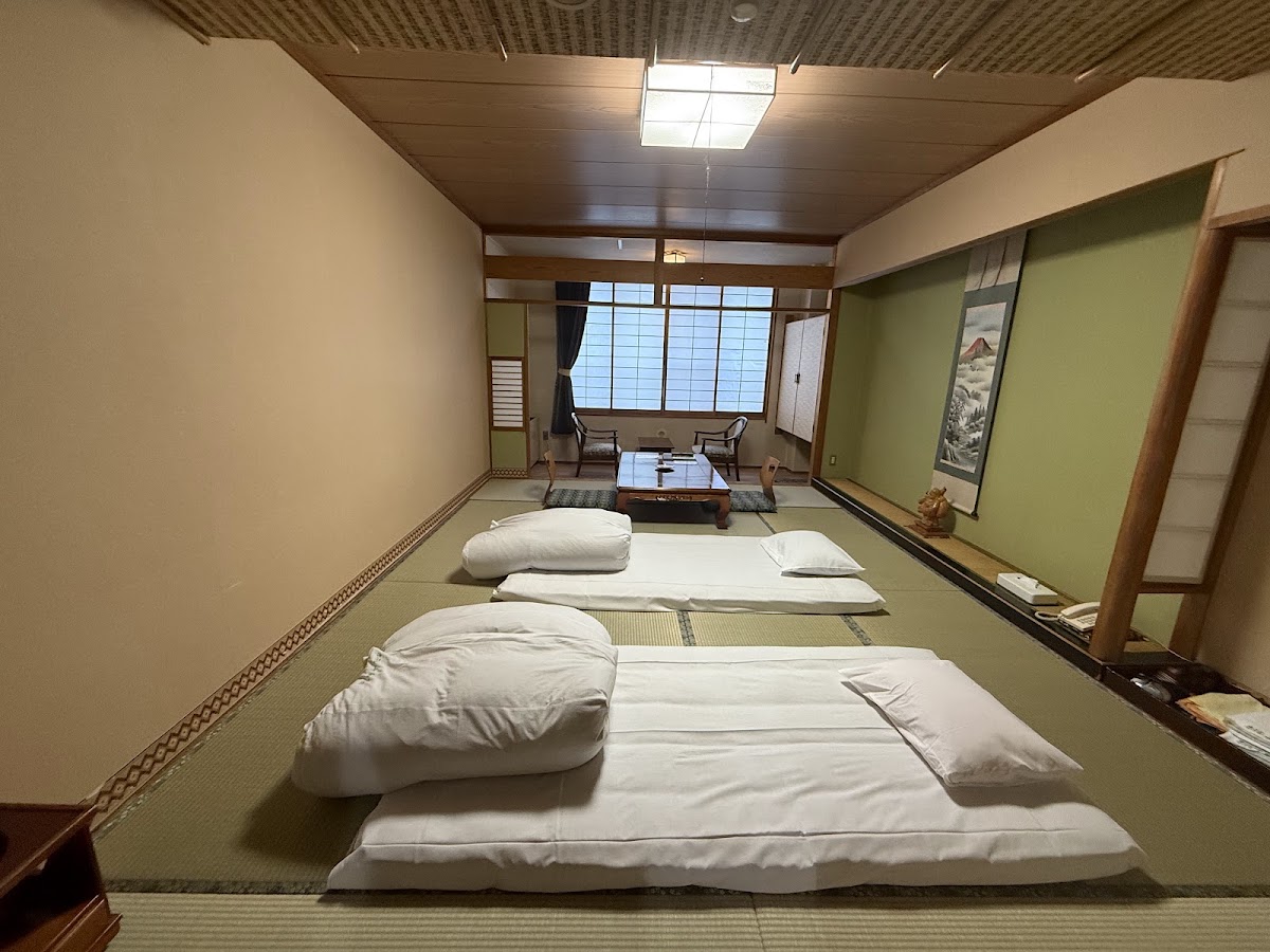 ホテル十和田荘の実際の写真