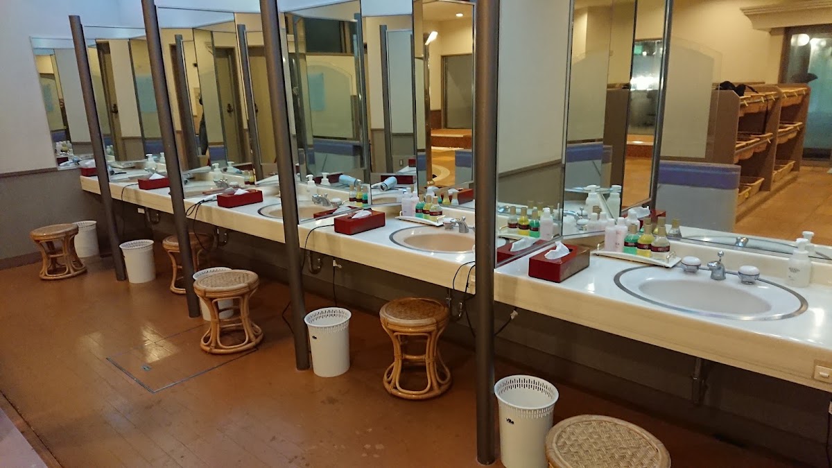 ホテル十和田荘の実際の写真