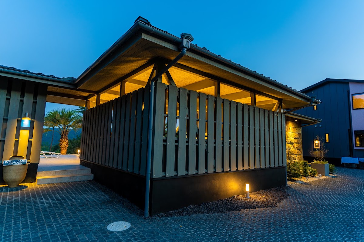 THE ROSE VILLAGE 滋賀信楽