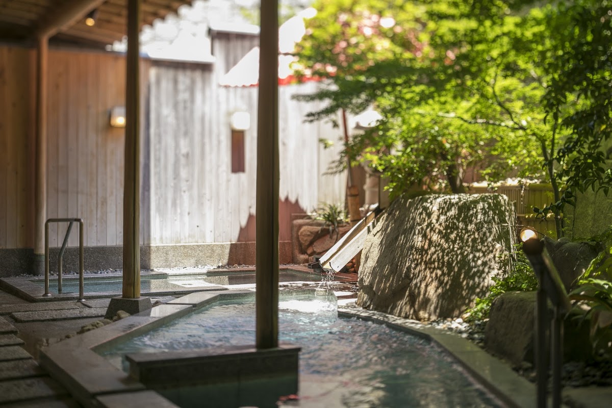 湯元こんぴら温泉華の湯 紅梅亭