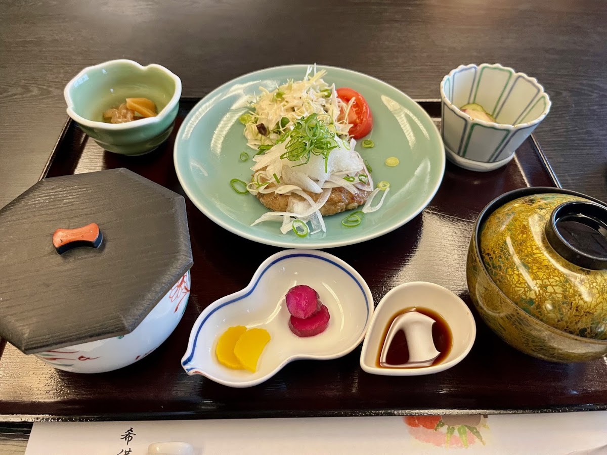 割烹旅館おおりやの実際の写真