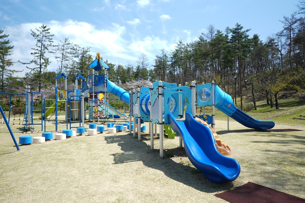 新潟県立紫雲寺記念公園オートキャンプ場