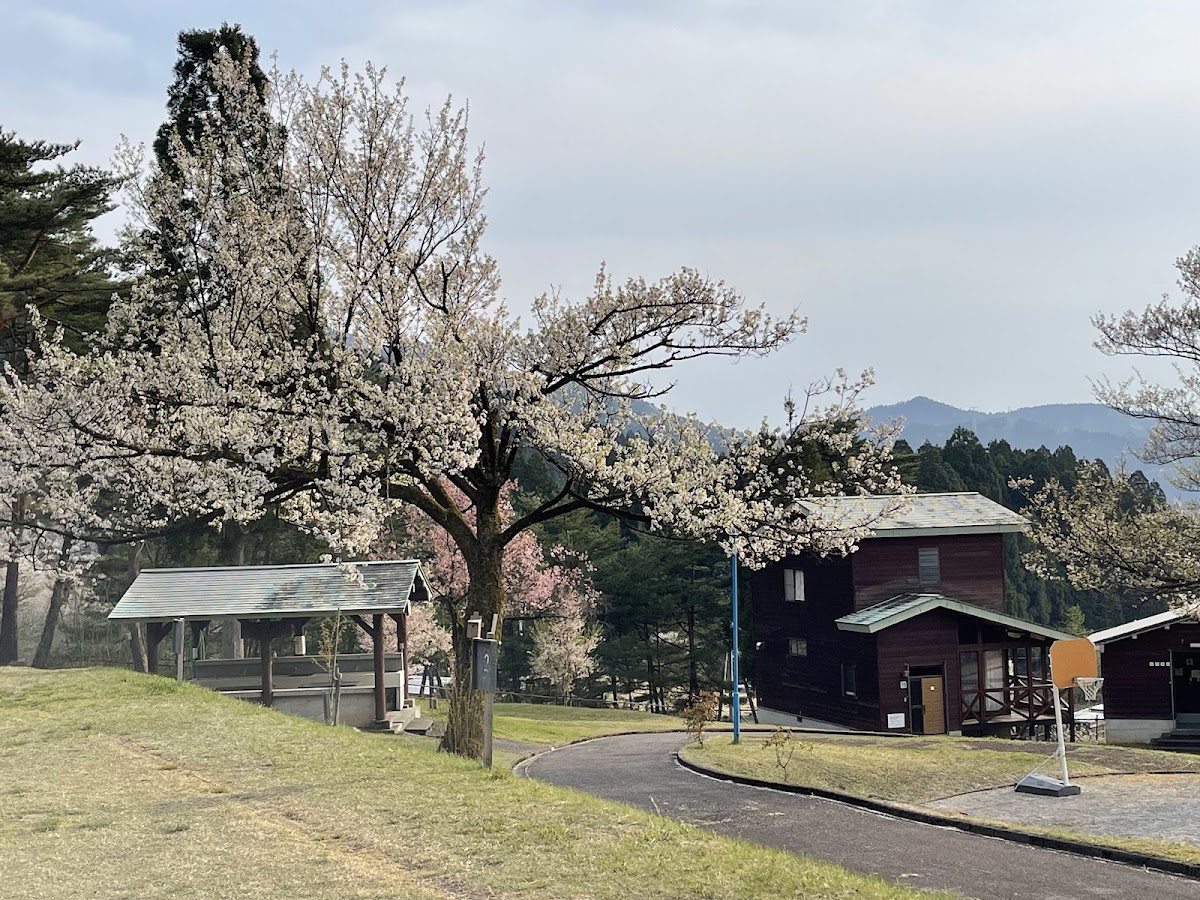 どやまらんど「明日(アケビ)キャンプ場」