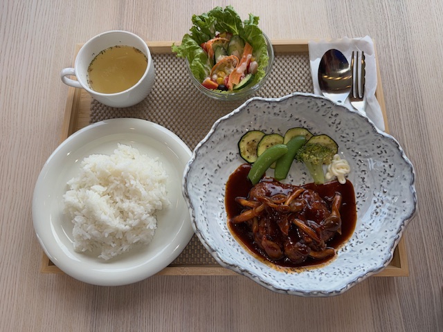 ドッグランカフェwanworld 戸室山カフェの実際の写真