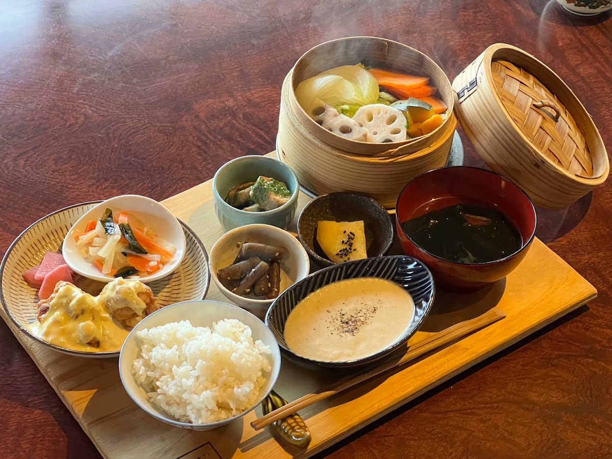 農園食堂 and カフェ 膳所 zendokoroの実際の写真