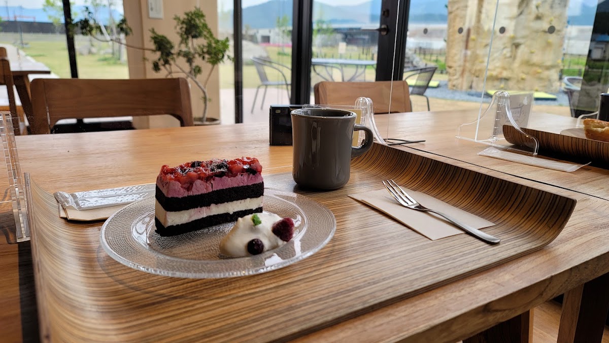 ベルサイドカフェ 越前大野店の実際の写真