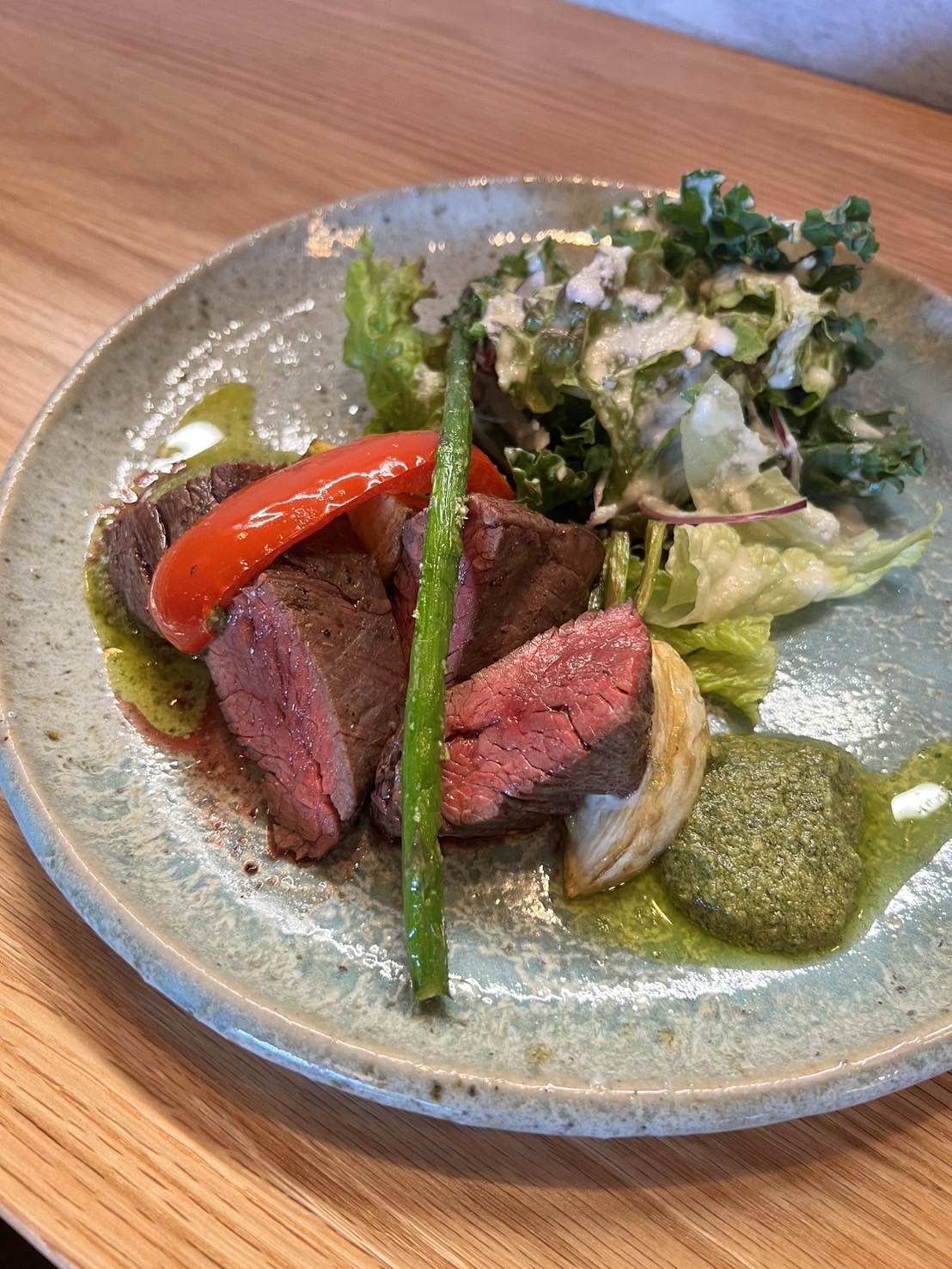 cafe Holzの実際の写真
