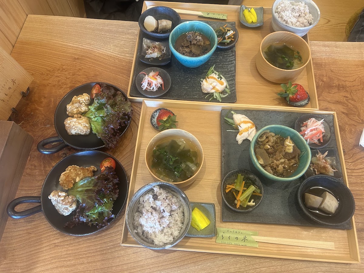 どっぐカフェ らくの木の実際の写真