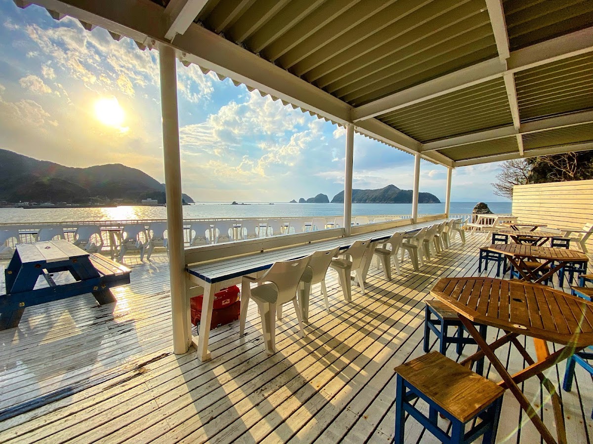 BOAT CAFE ボートカフェ 衣奈マリーナ(ペット可)