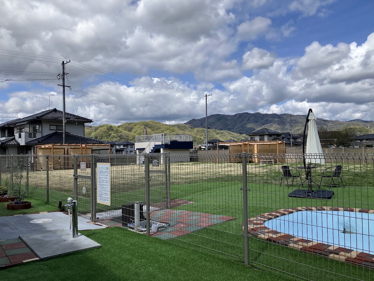 cafe&dogrun Tsunagの実際の写真