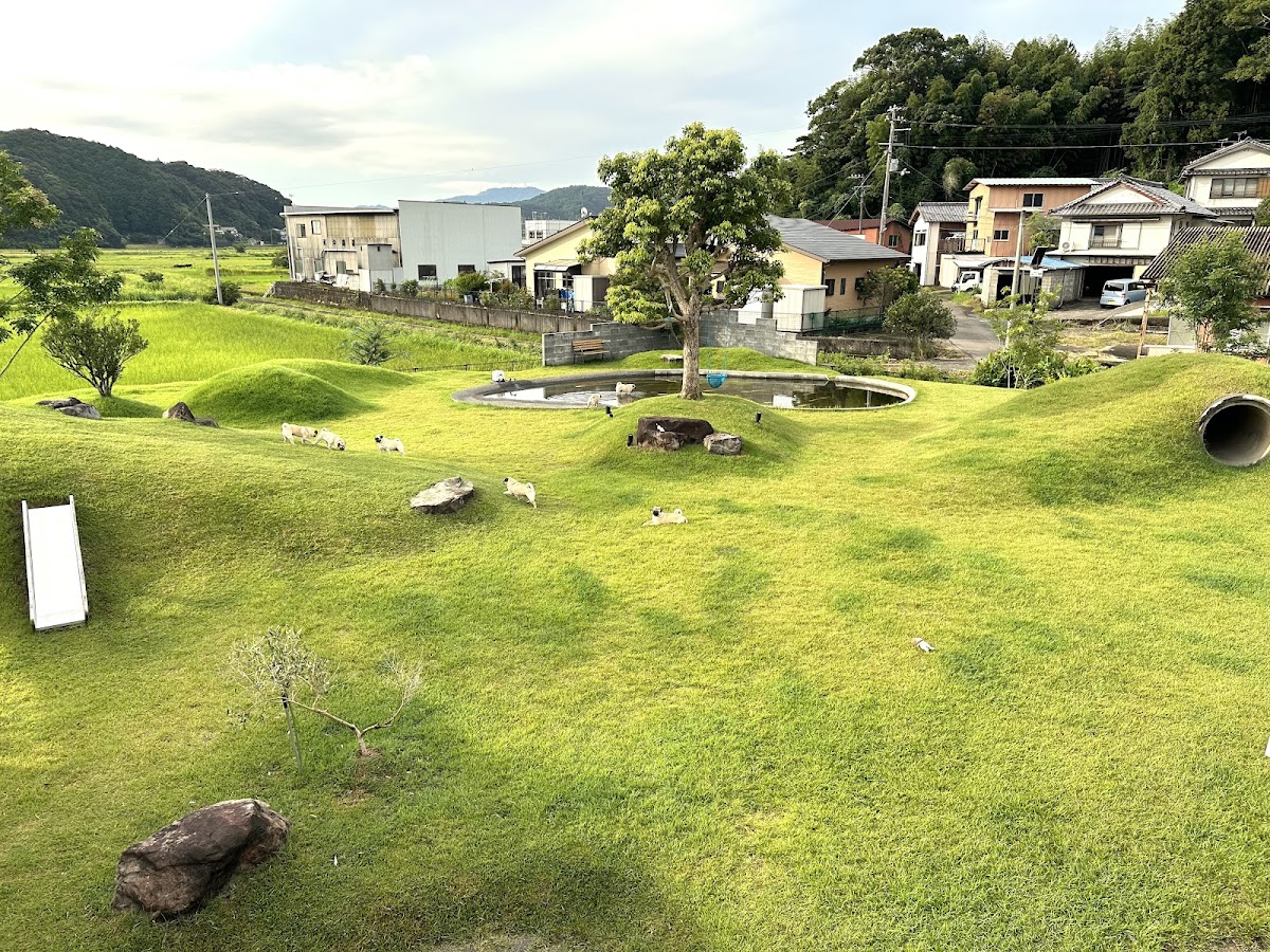 WANLIFE DOG VILLAGE