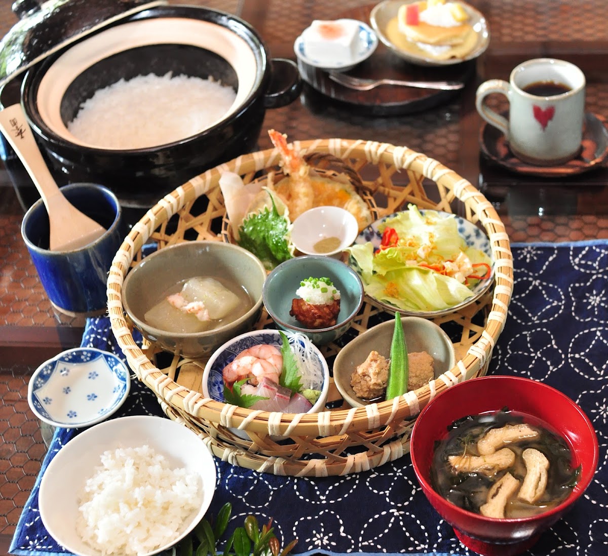 古民家で昼ごはん梅里の実際の写真