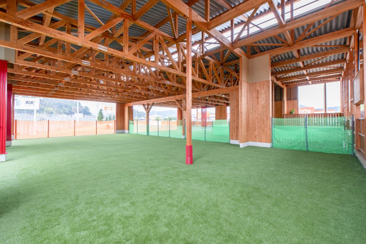DOG RUN FIELD KkK