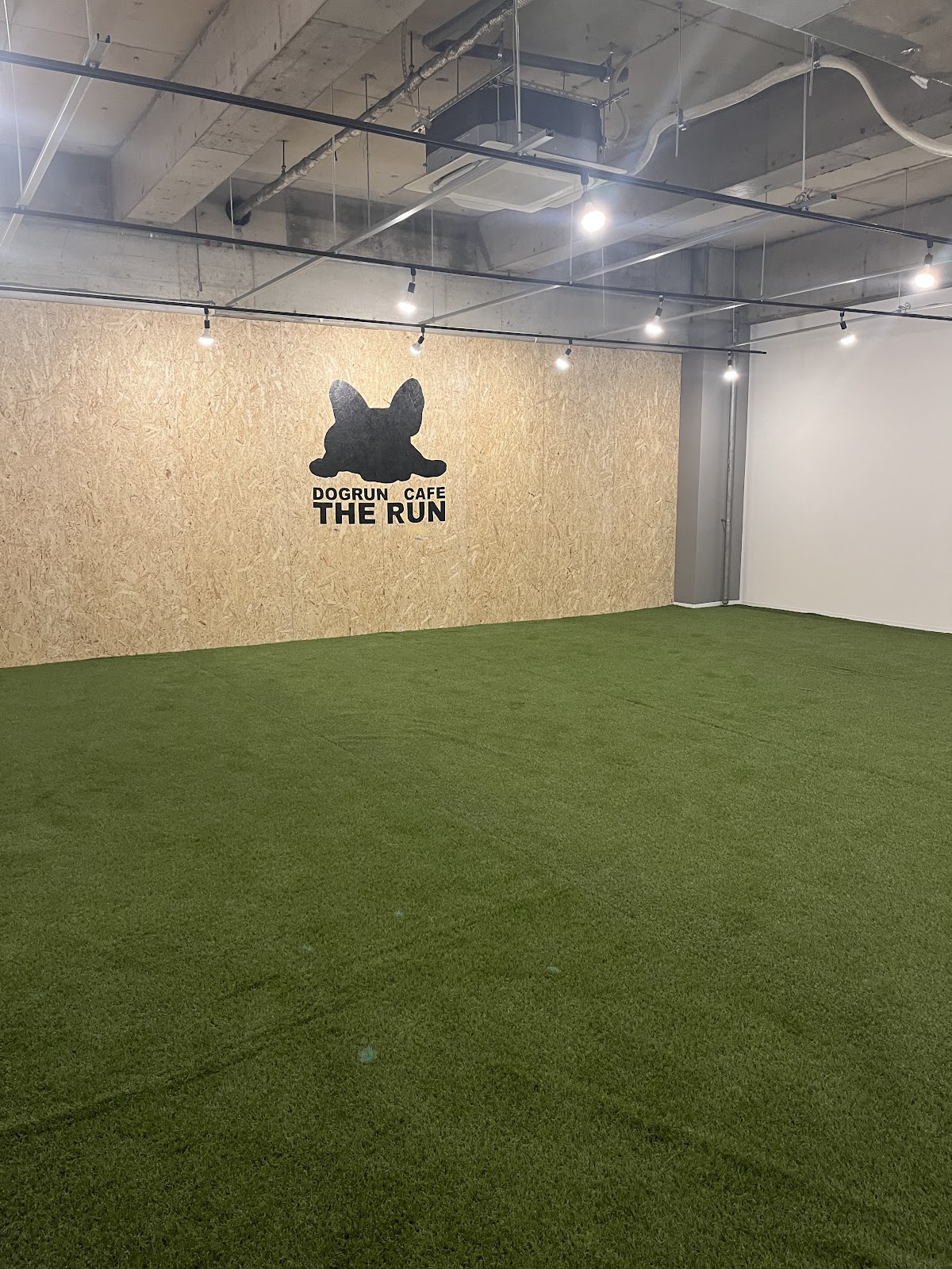 Dog Run Cafe THE RUNの実際の写真