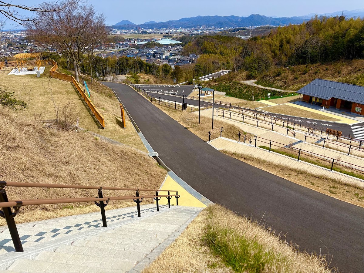 とっとり出合いの森 湖山池天空エリアの実際の写真